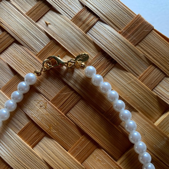 Eyeglass Necklace - Pearl & Gold - Picture 5 of 7